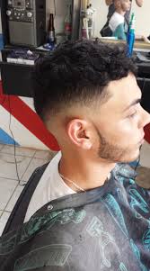El Zurdo Barber Shop