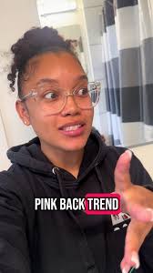 Flora Chavez (@floravisionn)