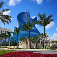 Al menos una persona murió en el derrumbe de un edificio de doce pisos en la comunidad de surfside, miami, en el estado de florida. Este Es El Nuevo Hard Rock El Primer Hotel Con Forma De Guitarra Vamos A Miami