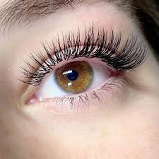Eyelash Hair Transplant in Dubai & Abu Dhabi - Men & Women | Cost