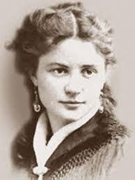 Sonya Golden's Instagram, Twitter & Facebook