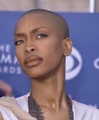 Erykah Badu ￼❣️❣️