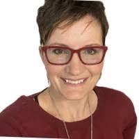 Paula Darr's Instagram, Twitter & Facebook