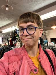 Hi everyone ! It's Jenn again from New Brunswick, Canada ( the one who  grows her own flowers ! ) I just want to make sure I didn't miss anyone as  there