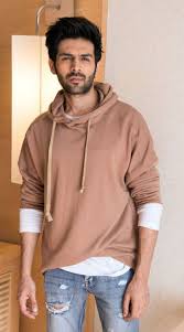 7 Key Pieces To Own From Kartik Aaryans Wardrobe The movie is starring kartik aaryan, nushrat bharucha & sunny singh. 7 key pieces to own from kartik aaryans