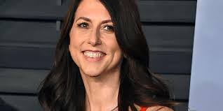 Donnell Langford's Instagram, Twitter & Facebook