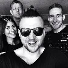 Darren Orrell (@waverave)