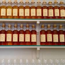 We did not find results for: A Field Guide To Cognac Eater