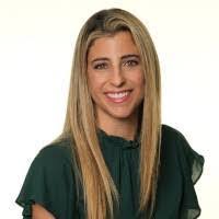 Janis Keyes's Instagram, Twitter & Facebook