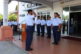 Ia merangkumi keseluruhan pulau labuan yang mempunyai keluasan 98 km 2. Kunjungan Ulung Rasmi Pengarah Maritim Negeri Sabah Dan Wilayah Persekutuan Labuan Ke Zon Maritim Labuan