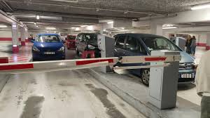 Rouen La Barriere Est Cassee Ils Restent Bloques Dans Le Parking C Etait L Angoisse 76actu
