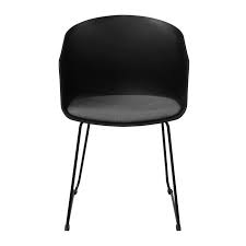 hugo kunststof eetkamerstoel met zitkussen in 2021 eetkamerstoelen zwarte eetkamerstoelen kuipstoel