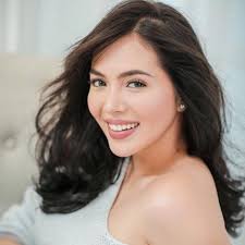 Subscribe to julia de lucia's feed and add her as a friend. Julia Montes Age House Wedding Biography Mother Relationship Boyfriend Father Siblings Birthday Parents Date Of Birth Family Baby Husband Photos Coco Martin And Latest News Movies And Tv Shows Latest News Doble