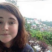 By a Woman's Hand: Illustrators of the Golden Age by Mary Carolyn Waldrep