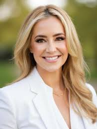 Hinsdale Living, August 2025 by JWC Media