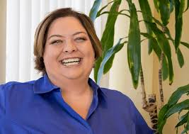 Stefanie Coe's Instagram, Twitter & Facebook