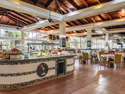 Top room amenities include a minibar, air conditioning, and a flat screen tv. Los Cactus Varadero Transat Malacodermidae 5256 Site