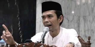 Jun 21, 2021 · ustadz abdul somad dalam ceramahnya di youtube berjudul ustadz abdul somad shalat sunah taubat, hajat, dan tahajud, dimakah waktu terbaik berdoa? pada 12 desember 2019, menjelaskan waktu tepat membaca doa. Ini Sosok Sahabat Lama Buat Ustaz Abdul Somad Berduka Ada Kenangan Tak Terlupakan Merdeka Com