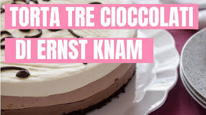 Base marquise, mousse al cioccolato fondente, al latte e bianco, decorata con tre riccioli di cioccolato gianduja. Mousse Ai Tre Cioccolati Di Knam Youtube