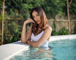 Namun taukah kamu, siapa sajakah pasangan dari pemain siapa takut jatuh cinta? Anya Geraldine Buka Lowongan Pekerjaan Nih Tertarik Lamar