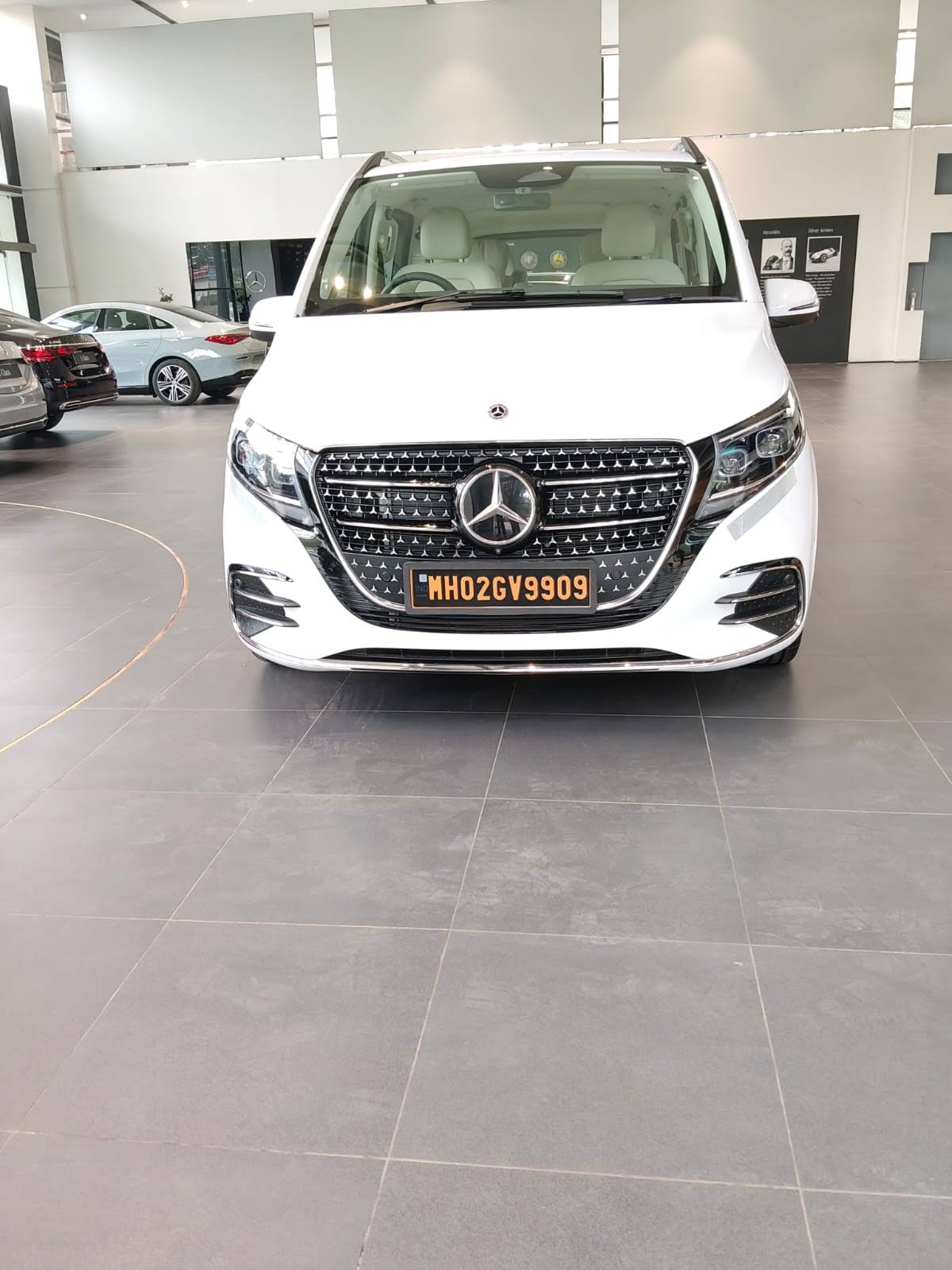 MERCEDES V Class 300, 2026 product image