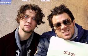 Cameron Drake (@Cameron16714206)