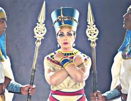 سوسن بدر نفرتيتي الفن التي تسبب الزلازال في ارتدائها الحجاب وما السبب من منعها 4 aylar önce. Ø¨Ø¹Ø¯ ØªØ¹Ø±Ø¶ 5 Ù…Ø´Ø§Ù‡ÙŠØ± Ù„Ù„ØªÙ†Ù…Ø± Ø§Ø³ØªØ´Ø§Ø±ÙŠ Ù†ÙØ³ÙŠ Ø³ÙŠÙƒÙˆØ¨Ø§ØªÙŠØ© Ø£Ùˆ Ø­Ø¯ÙŠØ© ØªØ­Ù‚ÙŠÙ‚Ø§Øª Ø¬Ø±ÙŠØ¯Ø© Ø§Ù„Ø·Ø±ÙŠÙ‚