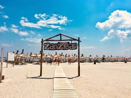 Plaja mamaia se află pe teritoriul celei mai fascinante stațiuni românești cu același nume. Zanzibar Beach Apartment Mamaia Nord Home Facebook