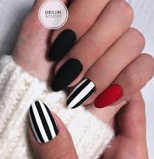 Black And White Nail Art For Short Nails 80 Matte Black Nail Art Design Trend In Cool 2019 Square Nail Designs Short Nail Designs Short Square Nails