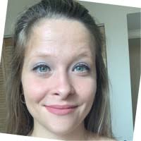 Elsa Williamson's Instagram, Twitter & Facebook