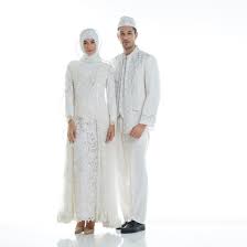 Kali ini akan dibahas teks bacaan doa setelah akad nikah lengkap bahasa arab, latin dan terjemahannya. Koleksi Gaun Kebaya Akad Nikah Muslimah By Laksmi 0817 0370 7670 Laksmi Kebaya Muslimah Islamic Bride Bridestory