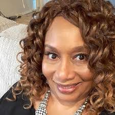 Andrea Dudley's Instagram, Twitter & Facebook