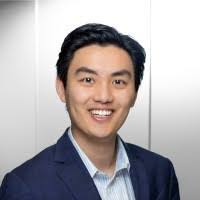 Lauren Breazeale's Instagram, Twitter & Facebook