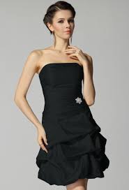 We did not find results for: Des Robes De Cocktail Bleu Marines Omnipresentes Aux Mariages