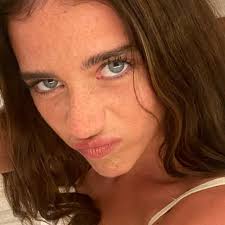 Olivia Neill (@olivianeill) • Instagram photos and videos