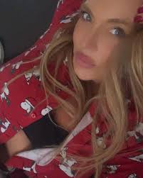 Katia Piccioli (@misspiccioli) • Threads, Say more