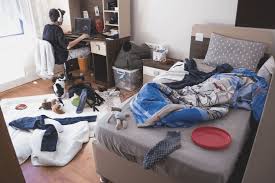 Akan tetapi, biasanya terdapat peraturan khusus di rumah tersebut yang harus selalu kamu hormati. Hano Global 8 Tips Kemas Rumah Yang Bersepah Cara Kemas Rumah 1 Kemas Tempat Tidur Dulu Ya Itulah Yang Sepatutnya Dibuat Selepas Bangkit Tidur Tidak Kiralah Di Manapun Anda Melelapkan Mata