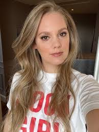 Kelly Maier's Instagram, Twitter & Facebook