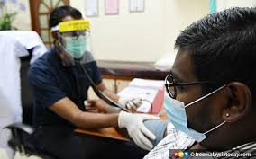 Kami dah berkerja berbelas2 tahun yang junior masih setahun jagung. Kerajaan Setuju Pelarasan Gaji Doktor Kontrak Kata Menteri Free Malaysia Today Fmt
