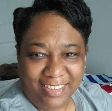 Who attended Larchmont school in Norfolk?