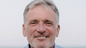 Douglas Brouwer's Instagram, Twitter & Facebook