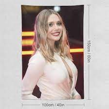 Amazon.com: Elizabeth Olsen Sexy Actress Tapestry (1) Print Tapestry Wall  Art Painting Gifts Bedroom Living Room Decor Modern Home 40x60 : Home &  Kitchen