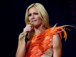 Helene fischer (born 5 august 1984) is a russian born german singer and entertainer. Chicago Schlager Music Review Goes To Helene Fischer Farbenspiel Concert Exclusive Report From Berlin Chicago Schlager Music Review
