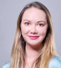 About Us: Tina Schubert