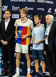 Stefanos tsitsipas impressed everyone with his brilliant performances and talent at a very early age. Stefanos Tsitsipas Wikipedia