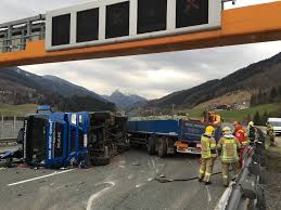 Jun 09, 2021 · a13: A13 Richtung Brenner Nach Lkw Unfall Gesperrt Stubai Wipptal
