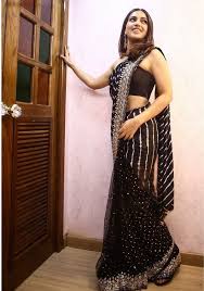 1,050,385 likes · 56,504 talking about this. Bhumi Pednekar Photos Saree Wearing Styles Designer Bridal Lehenga Saree Hairstyles