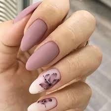 Una época calurosa y llena de sol, no podría esperar menos, que unas uñas repletas de colores fuertes y alegres. 20 Fantasticos Disenos De Unas 2018 En Tendencia Manicura De Unas Manicura Unas De Maquillaje