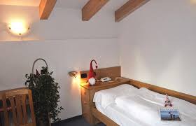 In questa pagina è possibile trovare o scrivere una recensione su questa. Albergo Antico Predazzo Prezzi Aggiornati Per Il 2021