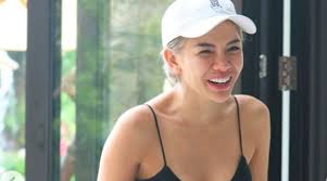 Nikita mirzani (born 17 march 1986) is an indonesian actress, model and host of television shows. Erezione Strano Estensione Nikita Foto Detectable Correre Allergia